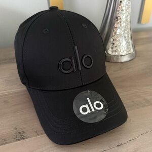 ALO Yoga Classic Black Cap
